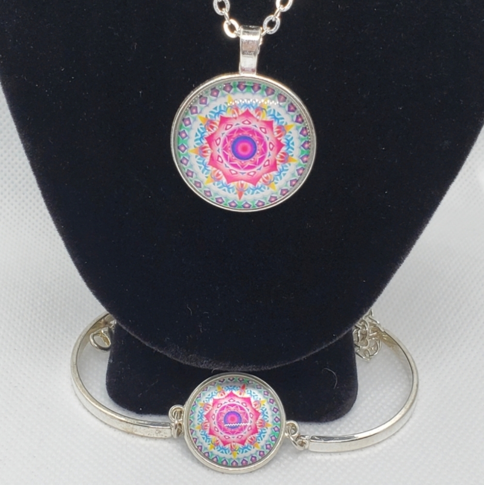 Boho Chic Necklace & Bracelet Set
